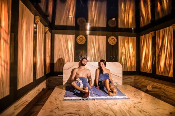 Saunalandschaft - Erlebnis-Therme Amadé in Altenmarkt im Pongau Saunalandschaft - Erlebnis-Therme Amadé in Altenmarkt im Pongau