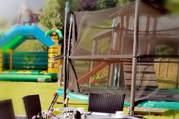 Terrasse - À la carte Restaurant in Forstau, nahe Schladming & Radstadt Terrasse - À la carte Restaurant in Forstau, nahe Schladming & Radstadt