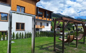 Garten - Hotel in Forstau, nahe Schladming & Radstadt Garten - Hotel in Forstau, nahe Schladming & Radstadt